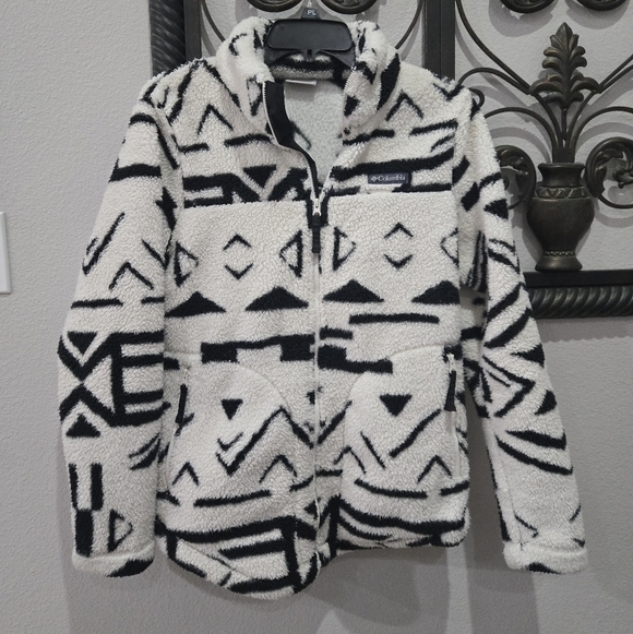 Columbia Jackets & Blazers - Columbia Winter Pass Sherpa Jacket